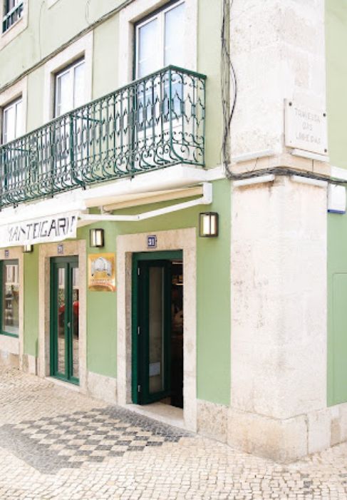Manteigaria em Belém em Lisboa - Pastel de Nata da Manteigaria - Fábrica de Pastéis de Nata